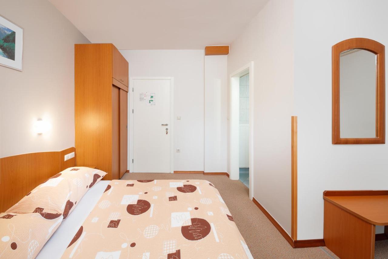 Rooms Sustersic リュブリャナ エクステリア 写真
