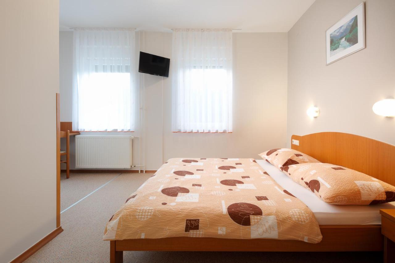 Rooms Sustersic リュブリャナ エクステリア 写真