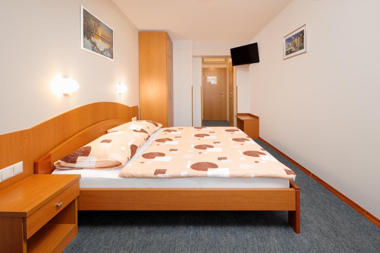 Rooms Sustersic リュブリャナ エクステリア 写真