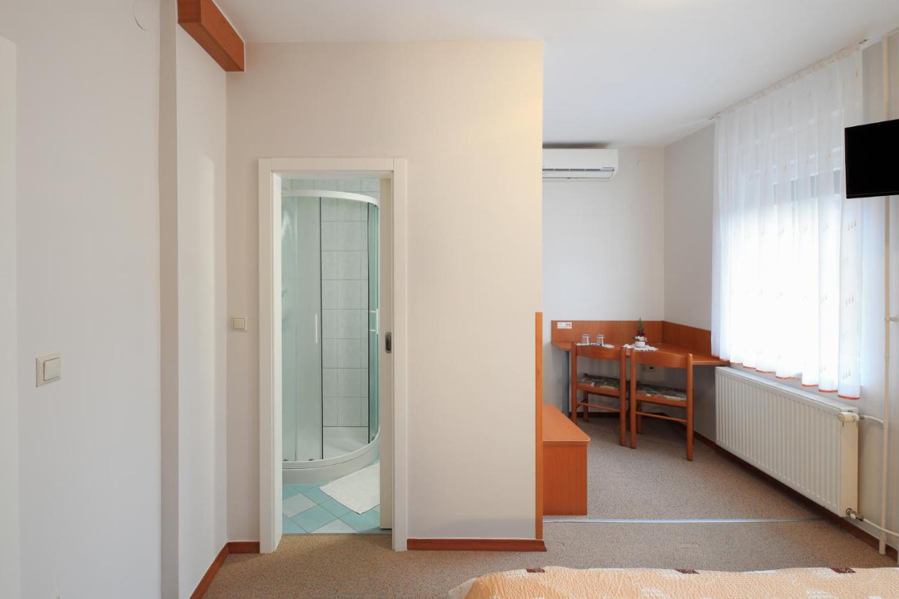 Rooms Sustersic リュブリャナ エクステリア 写真